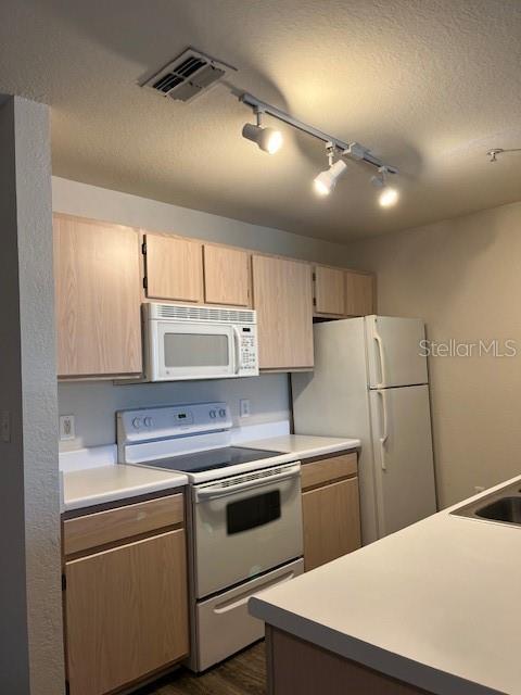 CYPRESS FAIRWAY - Residential