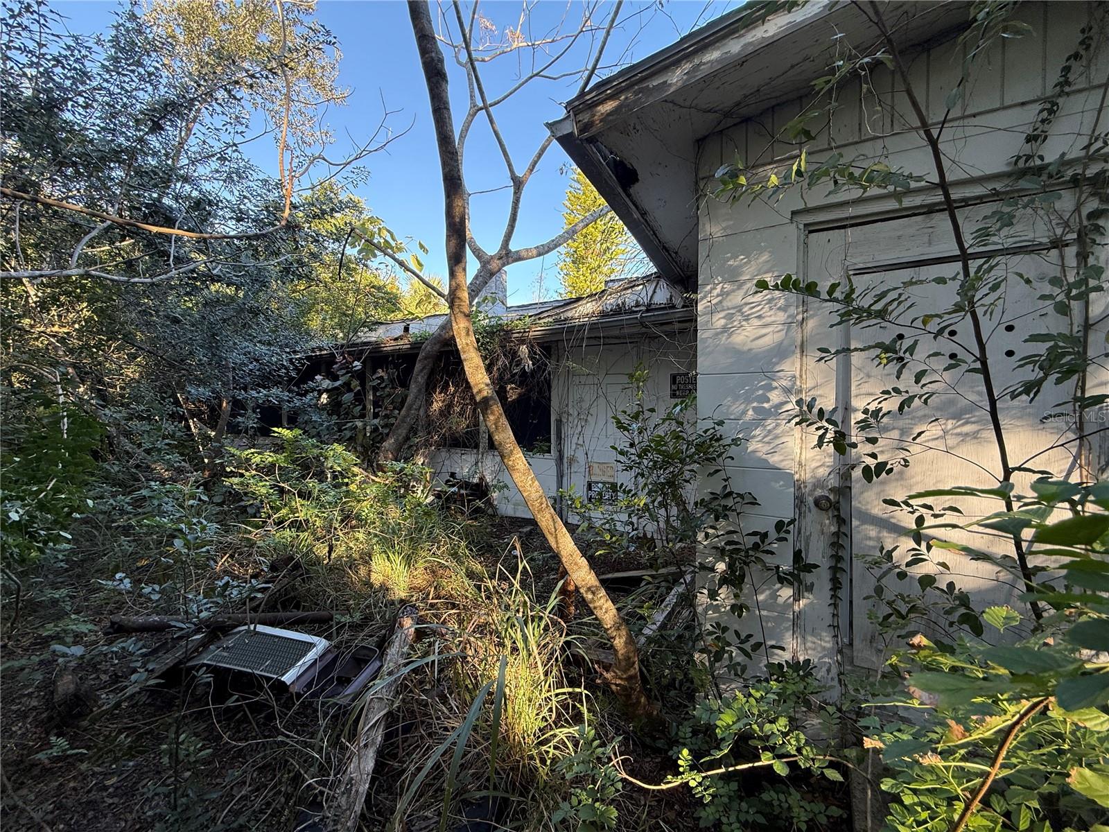 COUNTRY CLUB ESTATES RESUB PT - Residential