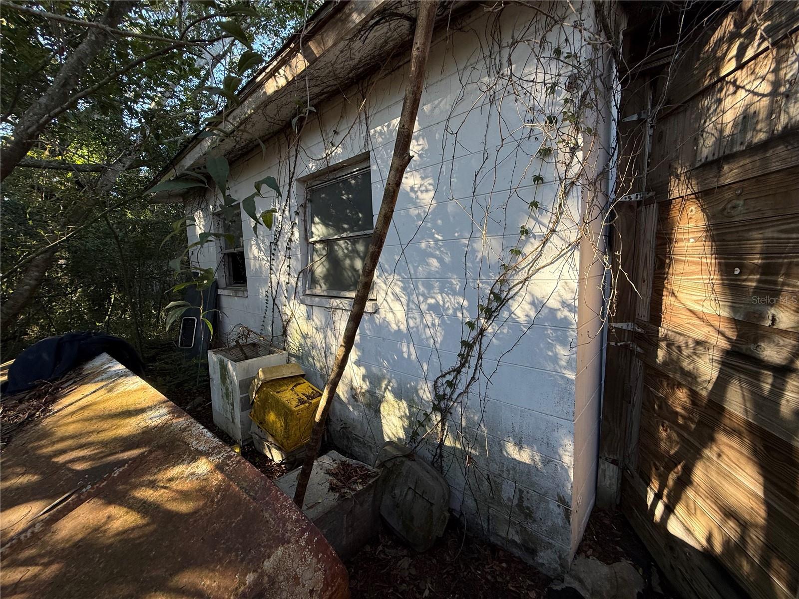 COUNTRY CLUB ESTATES RESUB PT - Residential