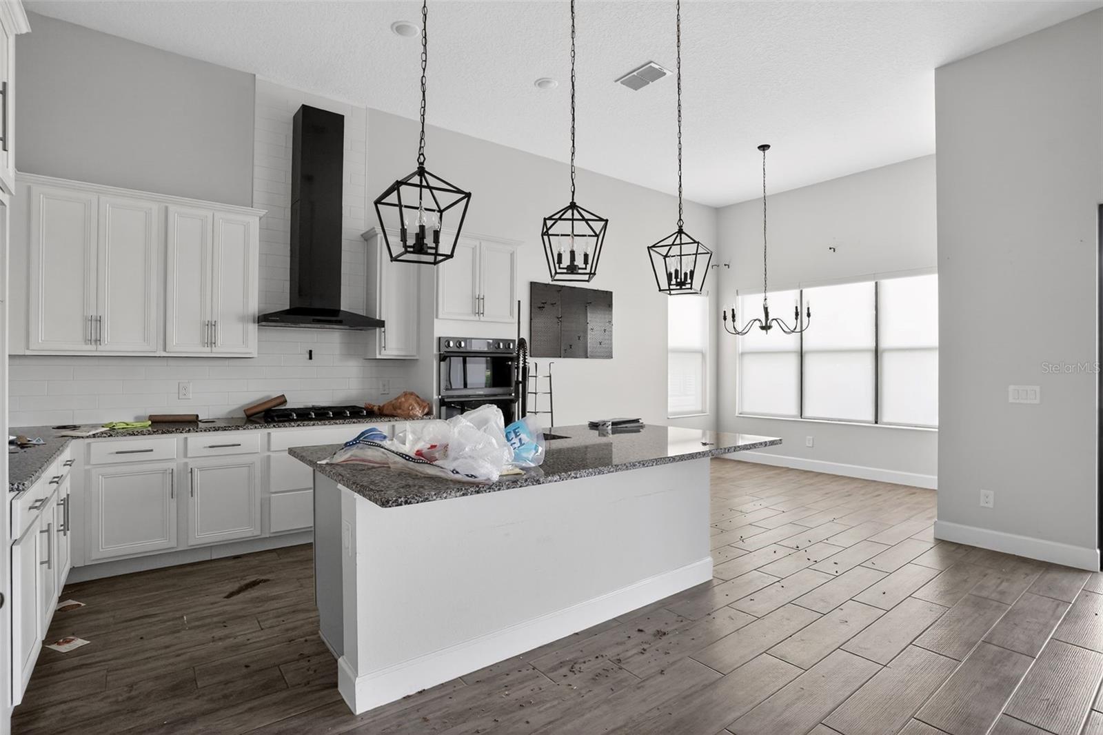 LAS COLINAS PH II SUB - Residential