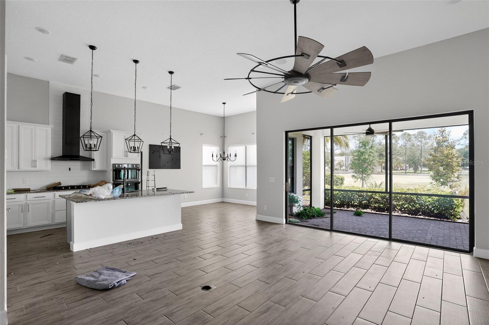 LAS COLINAS PH II SUB - Residential