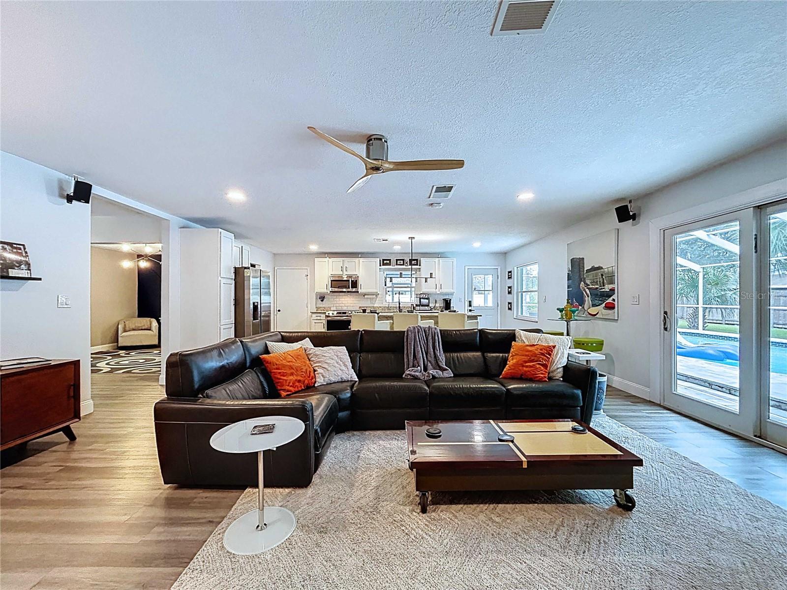 COUNTRYSIDE MANOR SUB - Residential