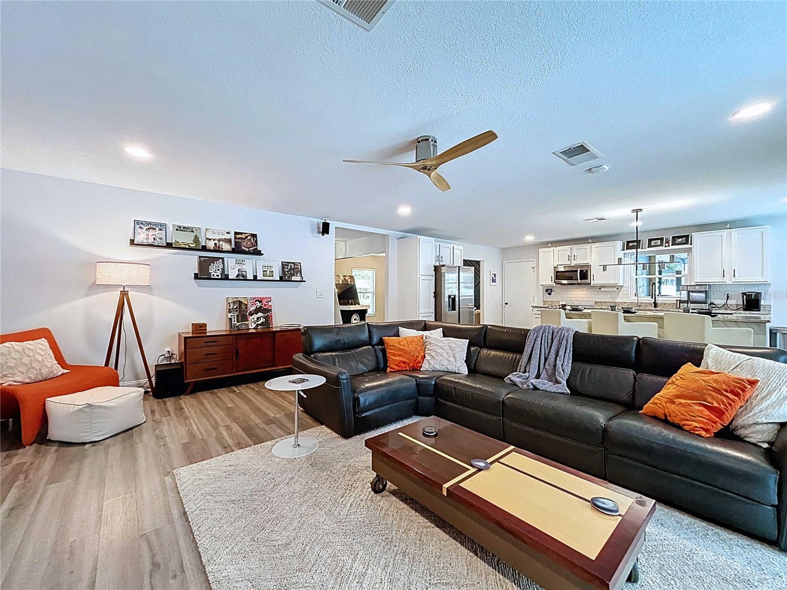 COUNTRYSIDE MANOR SUB - Residential