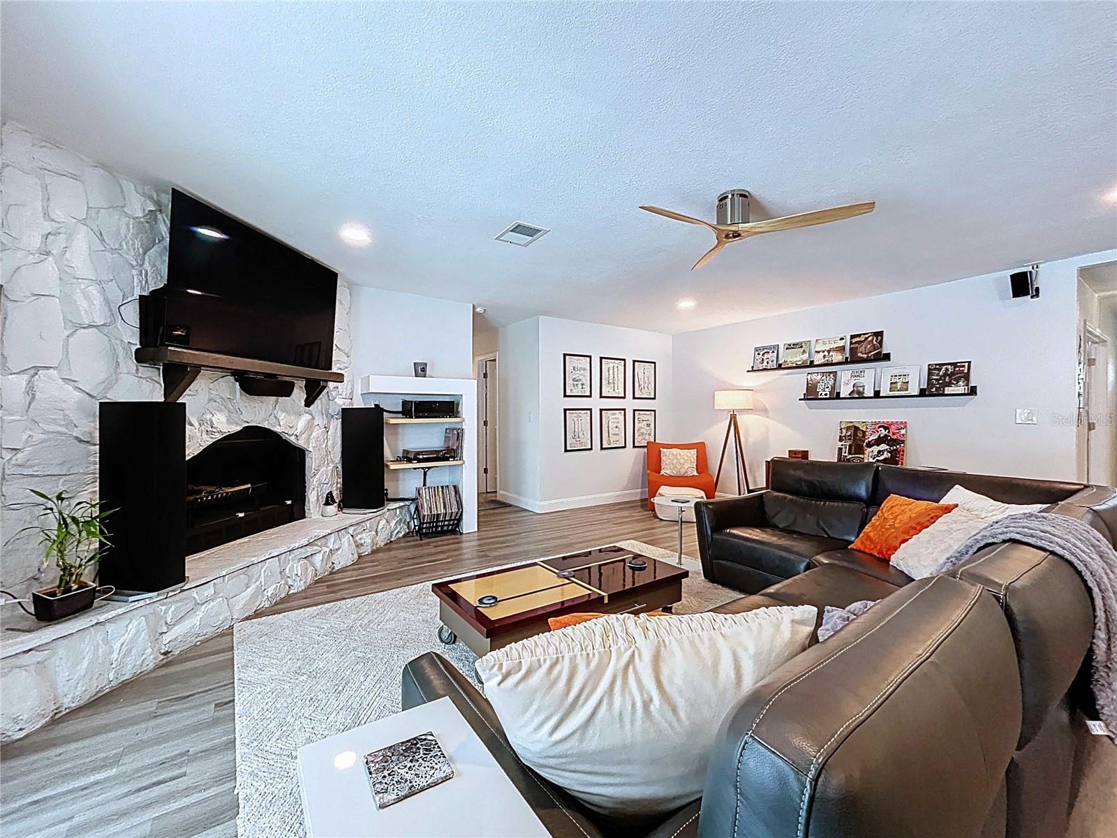 COUNTRYSIDE MANOR SUB - Residential