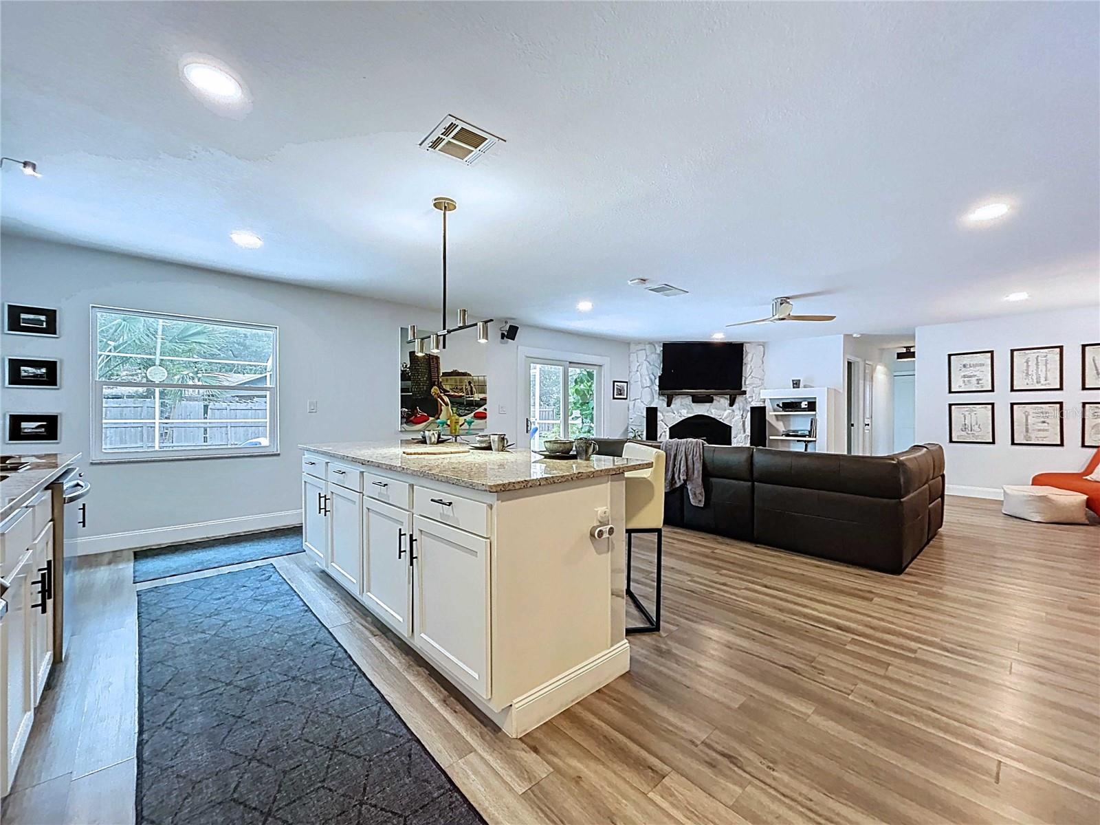 COUNTRYSIDE MANOR SUB - Residential