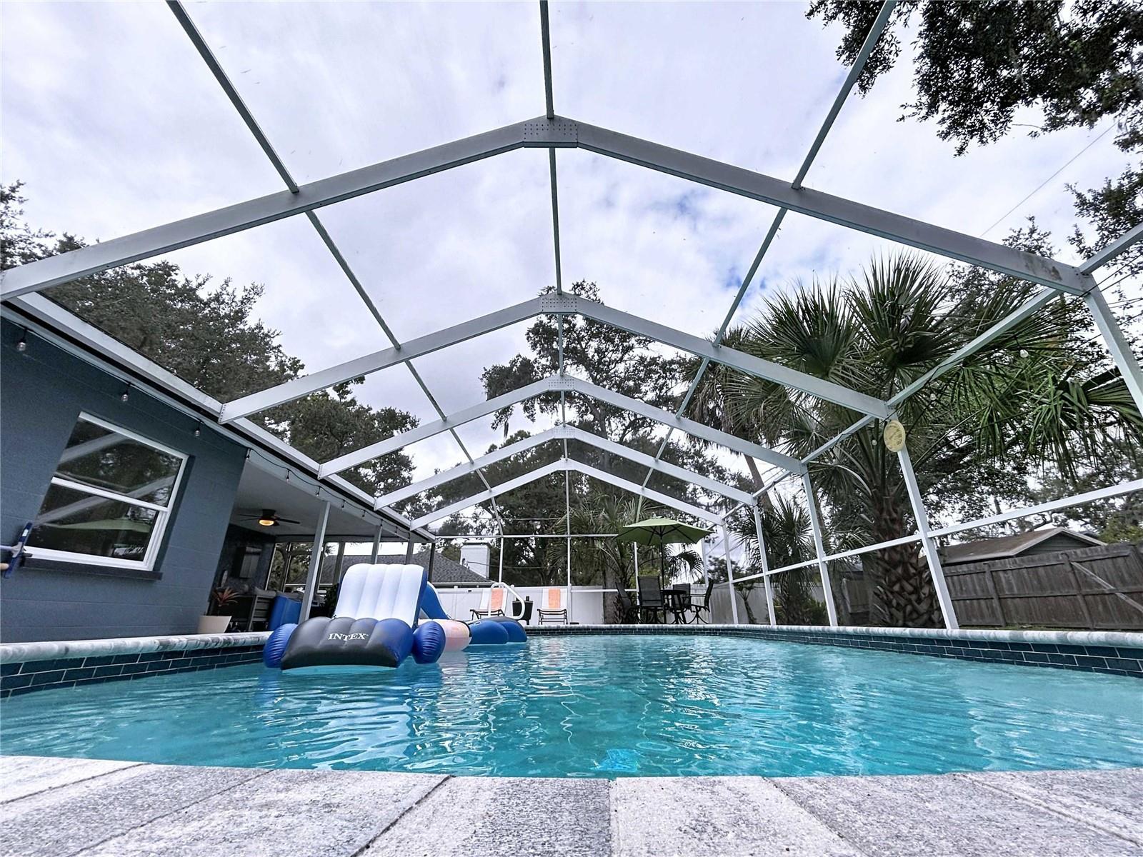 1404 BIG OAK COURT
