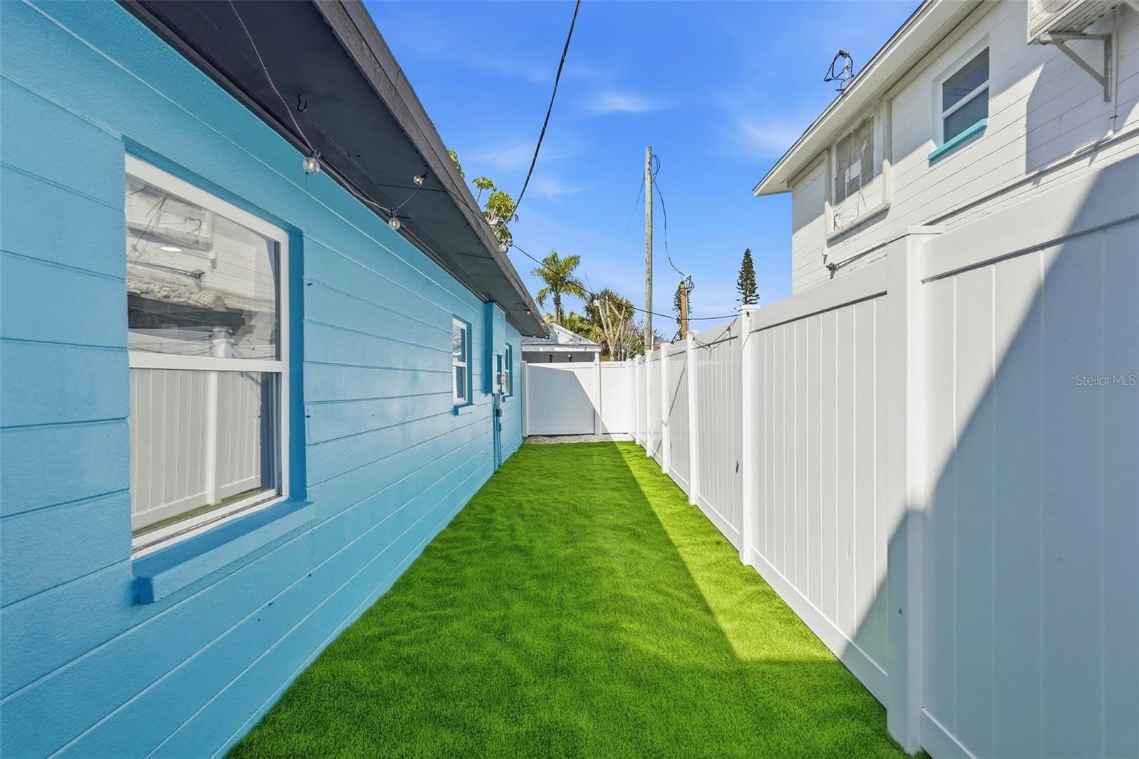 NORTH MADEIRA SHORES - Residential