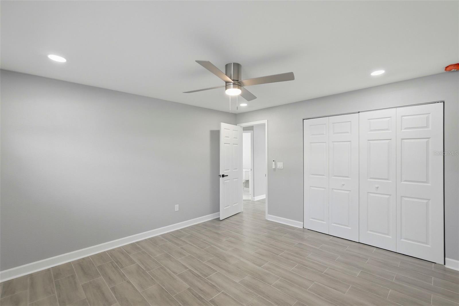 NORTH MADEIRA SHORES - Residential