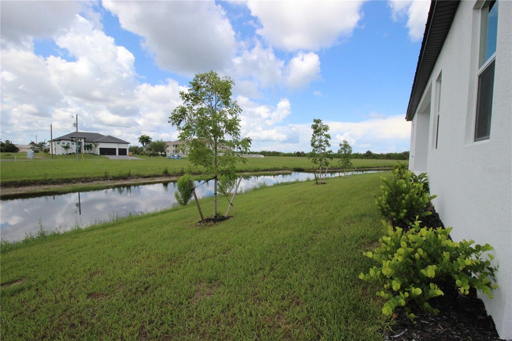 Photo of 17030 Espana Circle, Punta Gorda, FL 33955 (MLS # C7529987)