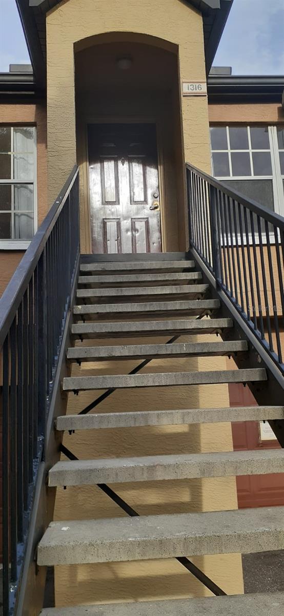 AZUR/METROWEST - Residential Lease