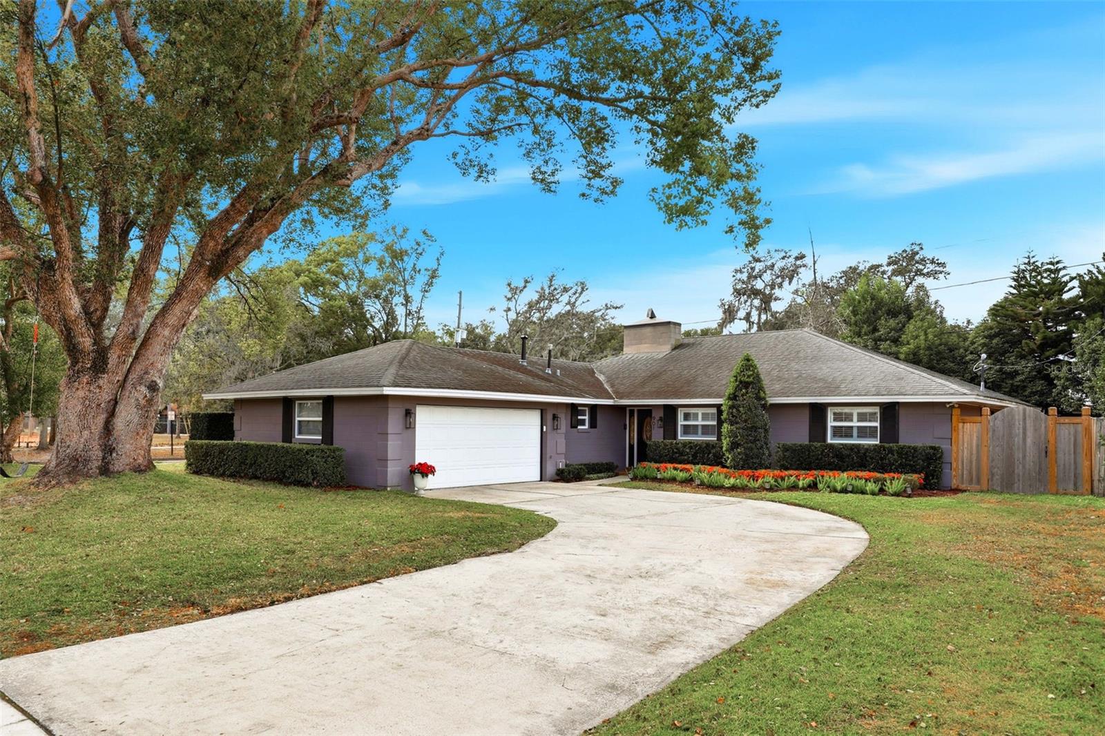 WINDSOR PARK - Residential