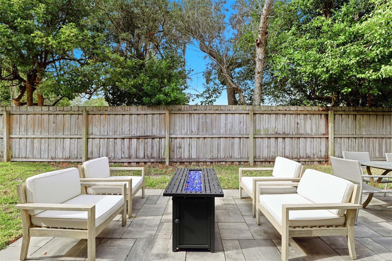 WINDSOR PARK - Residential