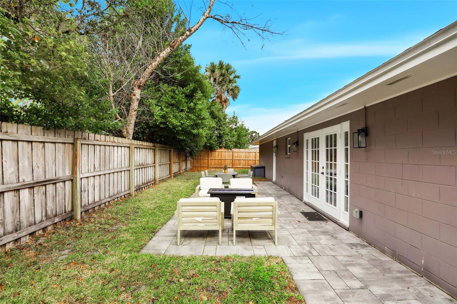 WINDSOR PARK - Residential