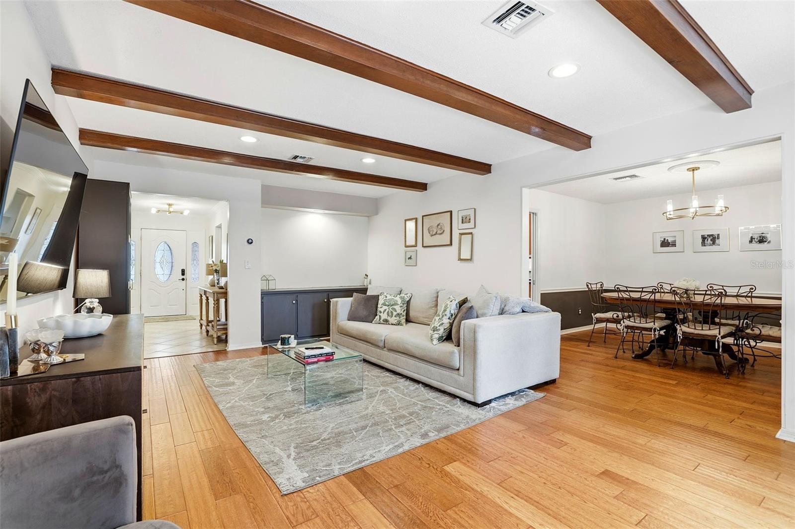 WINDSOR PARK - Residential