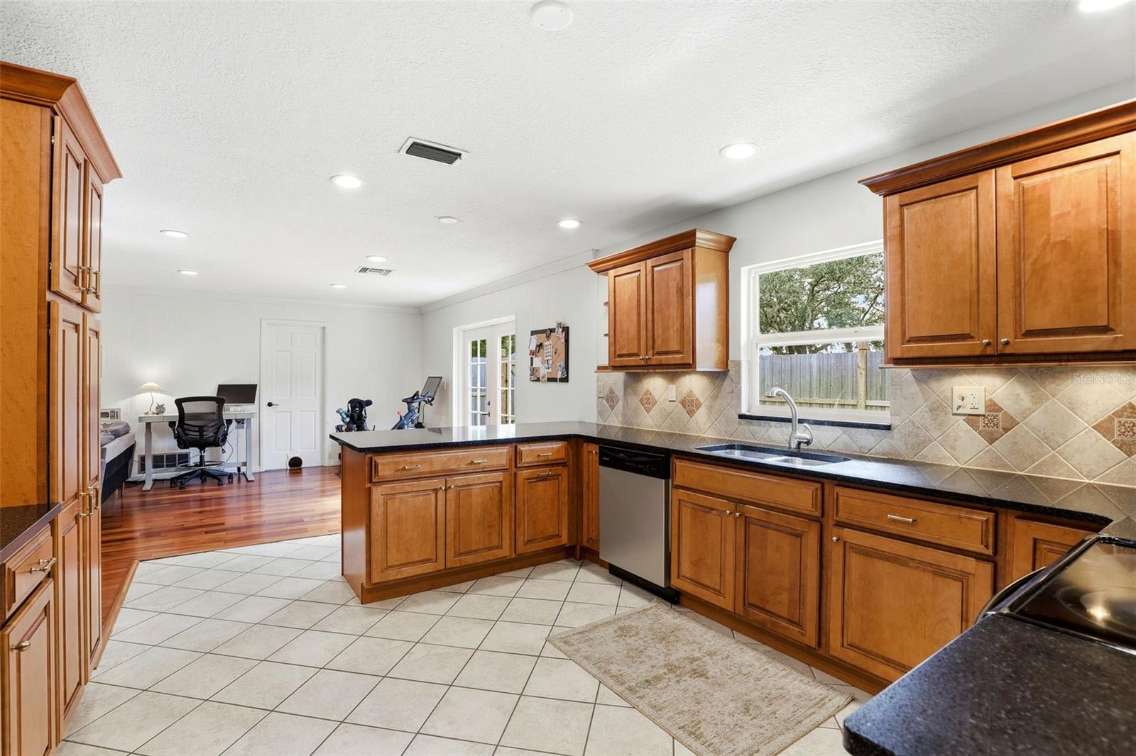 WINDSOR PARK - Residential