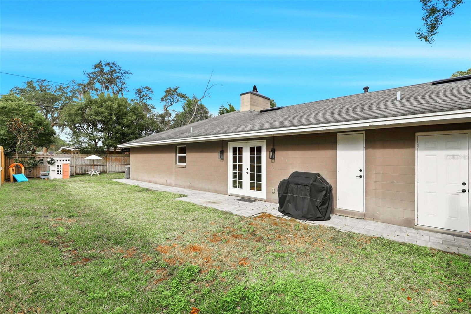 WINDSOR PARK - Residential