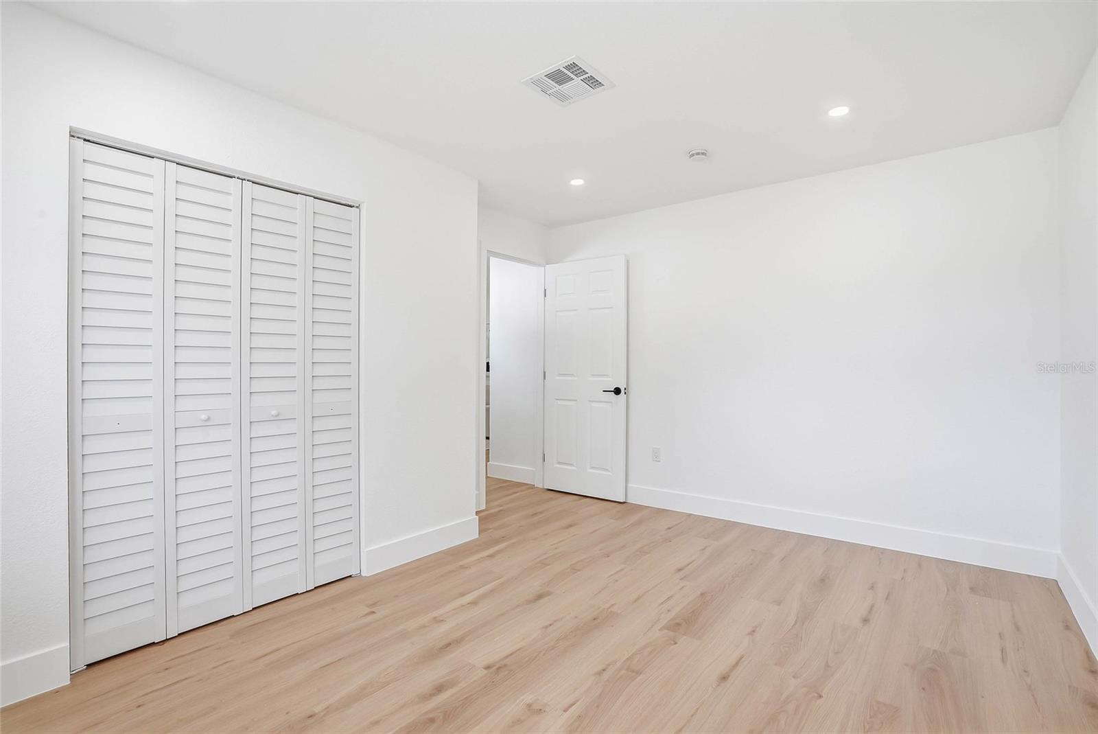 PINEBROOK ESTATES - Residential