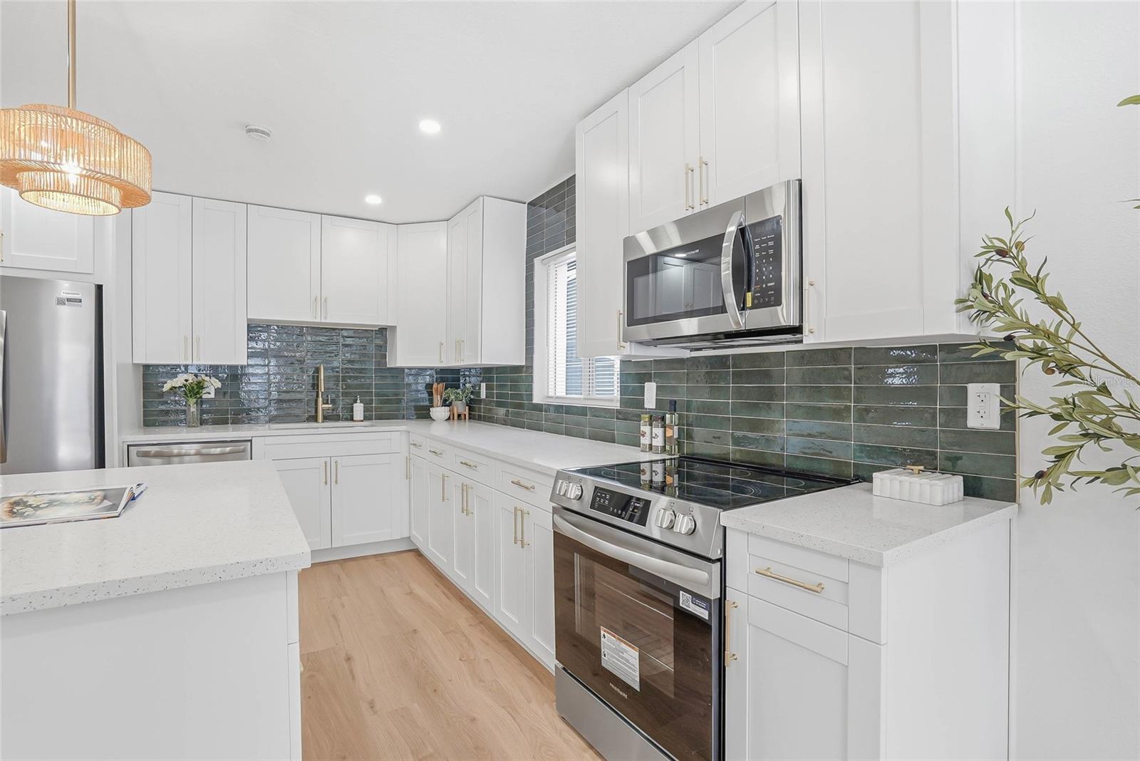 PINEBROOK ESTATES - Residential