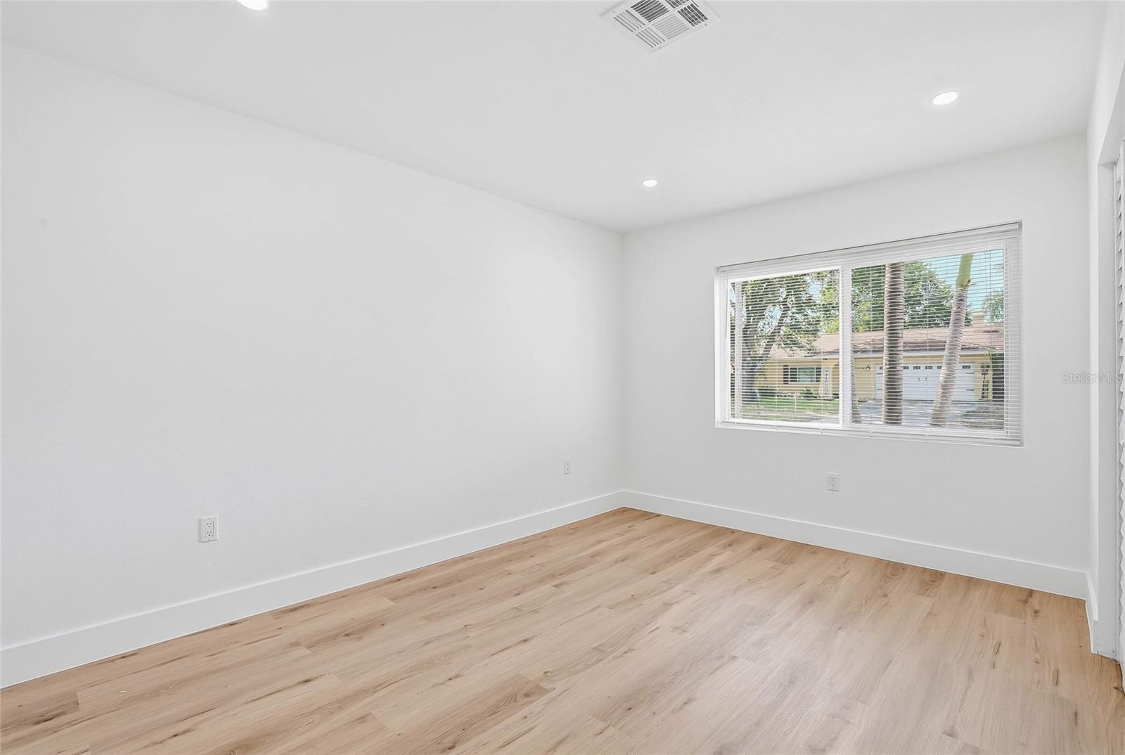 PINEBROOK ESTATES - Residential