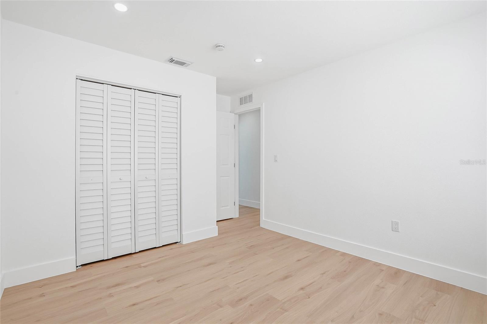 PINEBROOK ESTATES - Residential