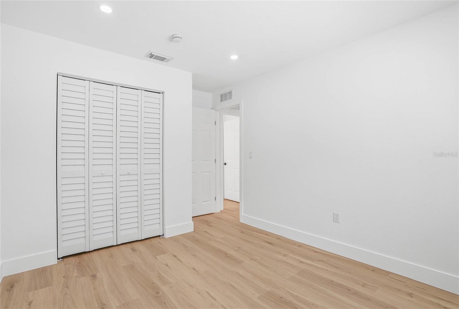PINEBROOK ESTATES - Residential