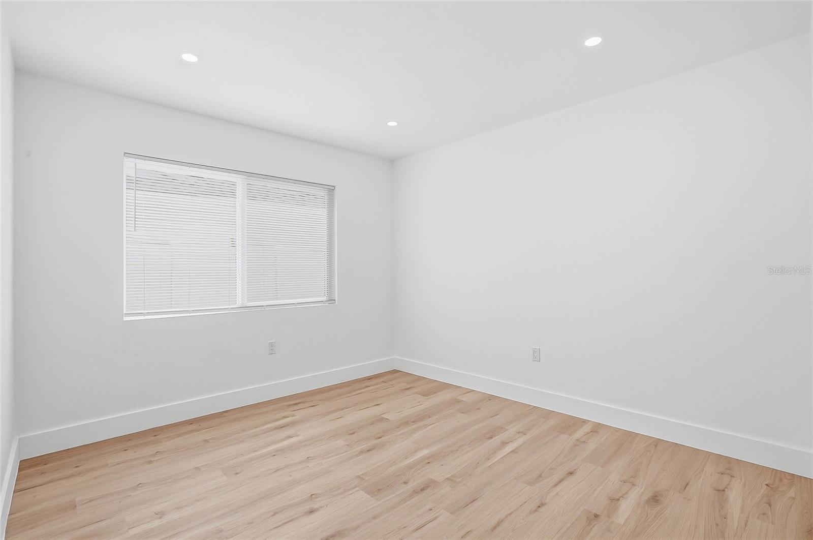 PINEBROOK ESTATES - Residential