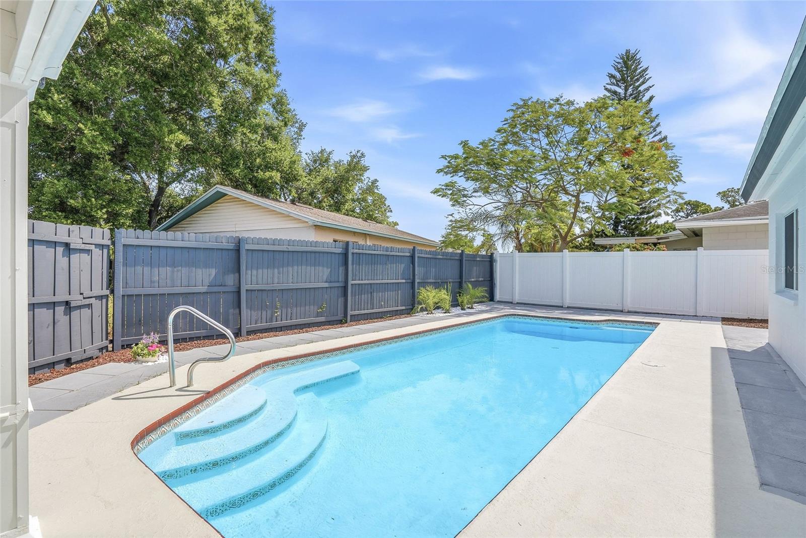 PINEBROOK ESTATES - Residential