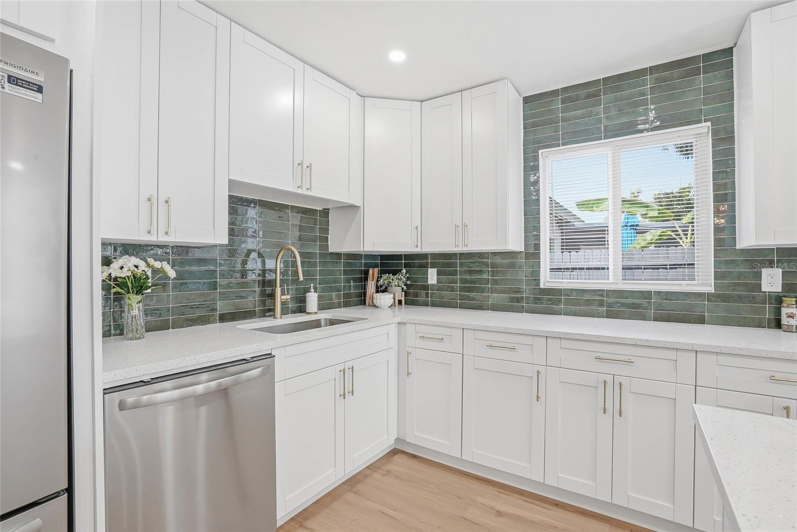 PINEBROOK ESTATES - Residential