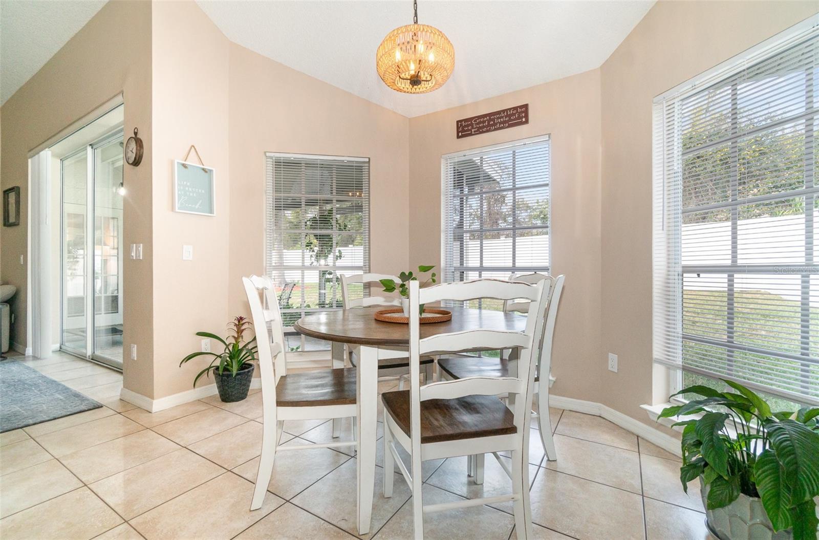 HAMPTON PARK - Residential
