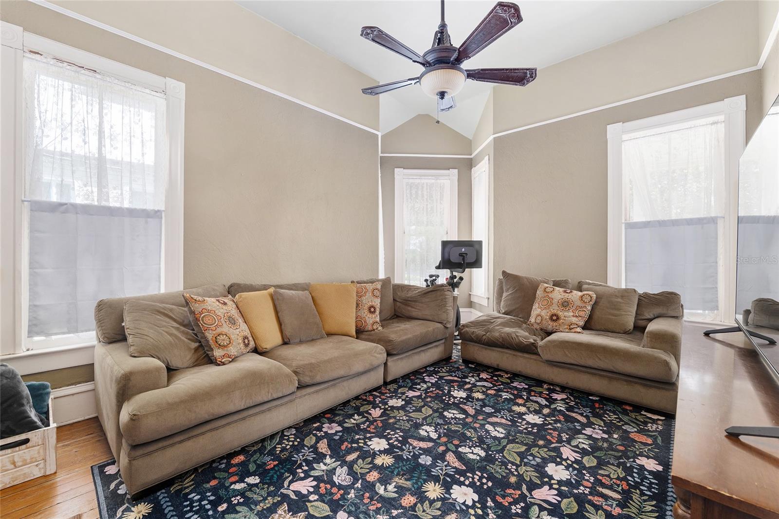 CALDWELLS ADD - Residential