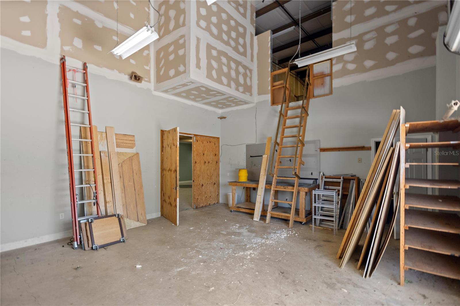 OCALA INDUST PARK - Commercial Sale