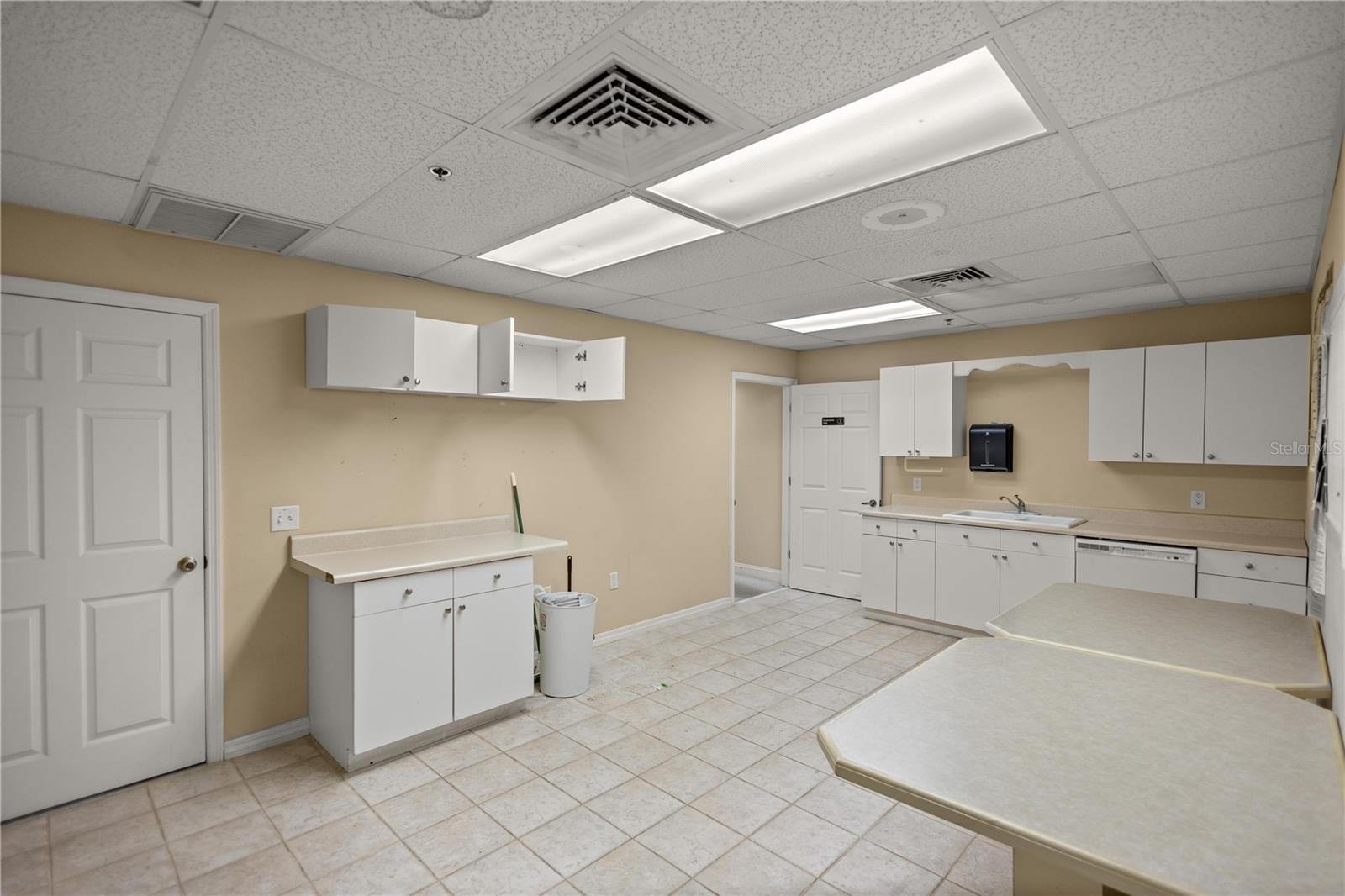 OCALA INDUST PARK - Commercial Sale