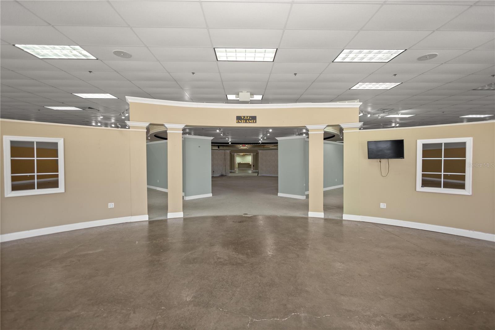 OCALA INDUST PARK - Commercial Sale