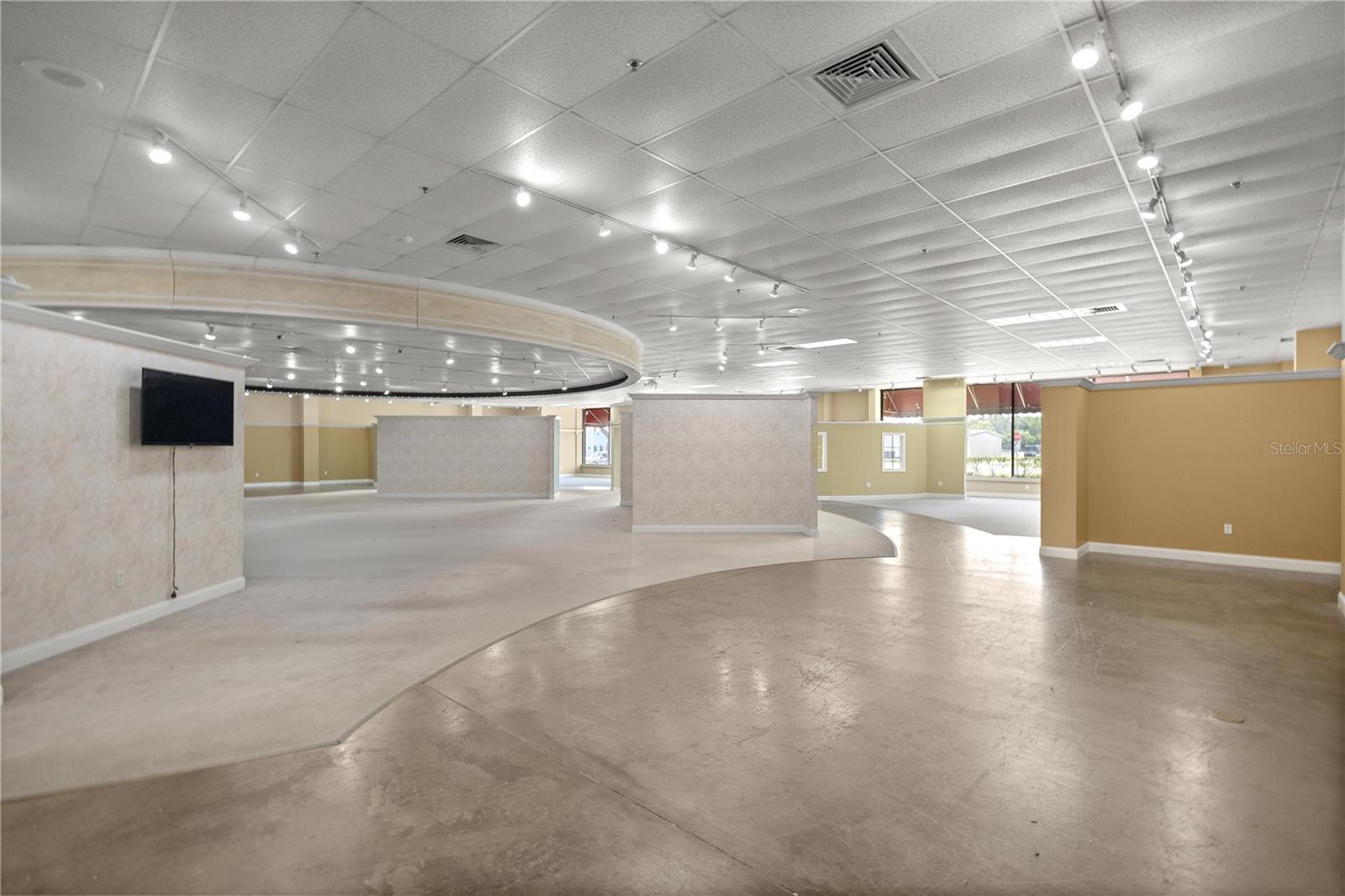 OCALA INDUST PARK - Commercial Sale
