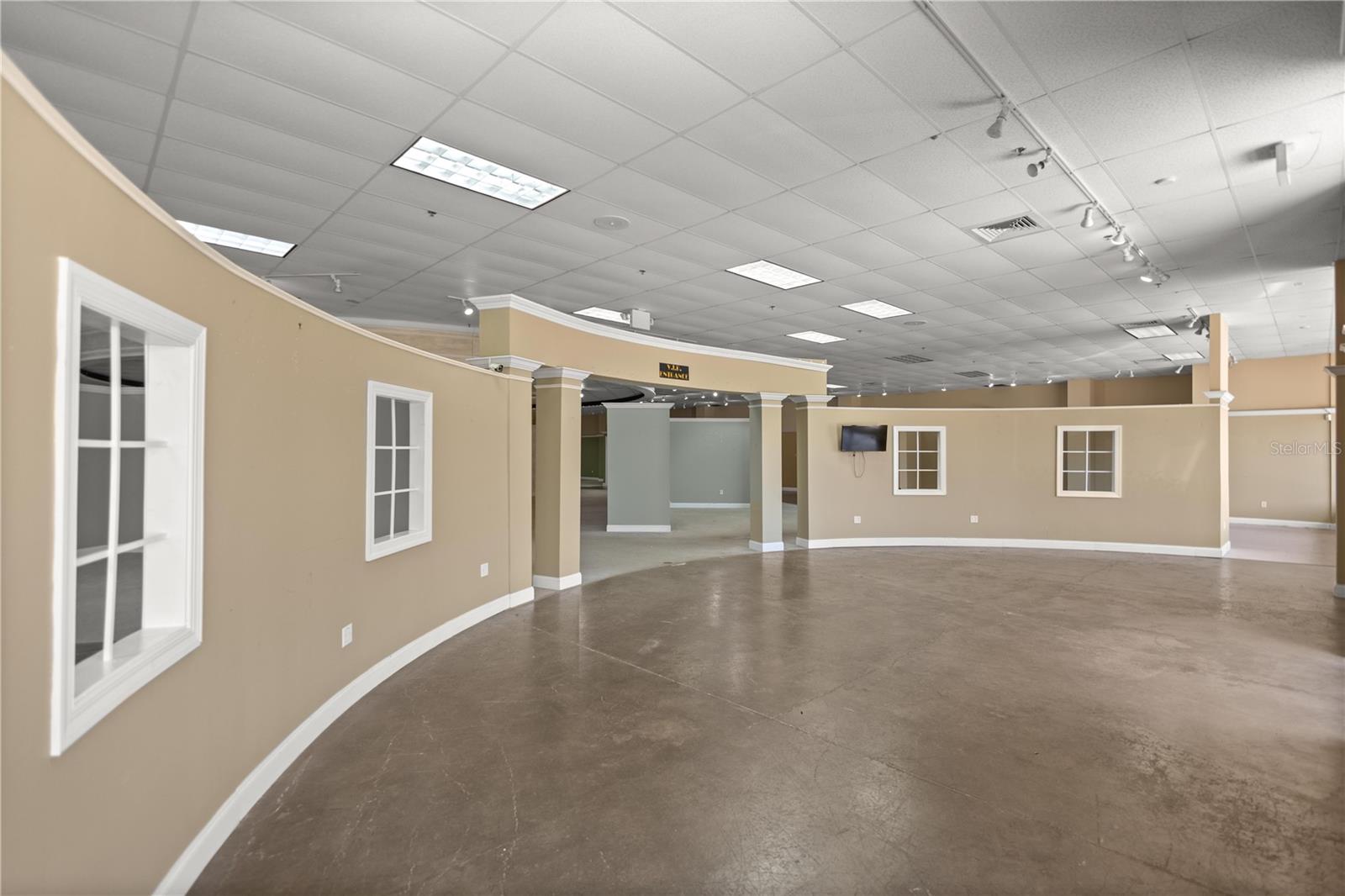OCALA INDUST PARK - Commercial Sale
