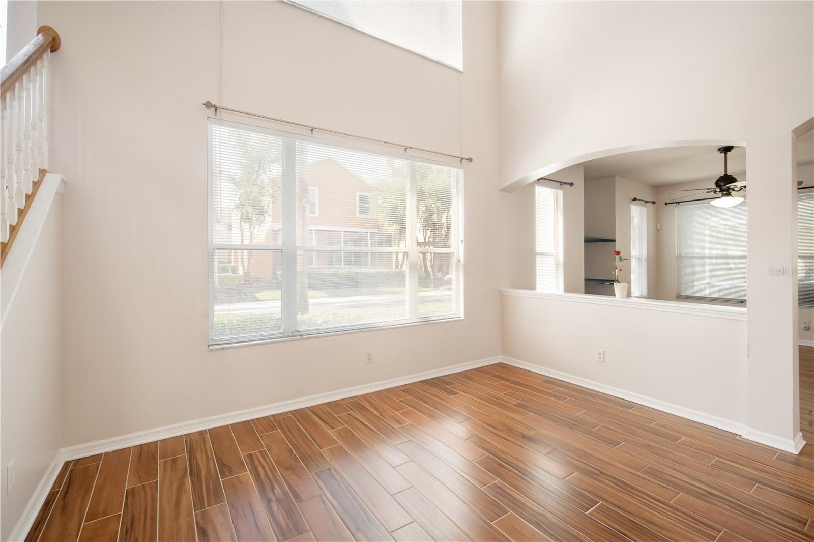 WESTCHASE SECTION 211 - Residential Lease