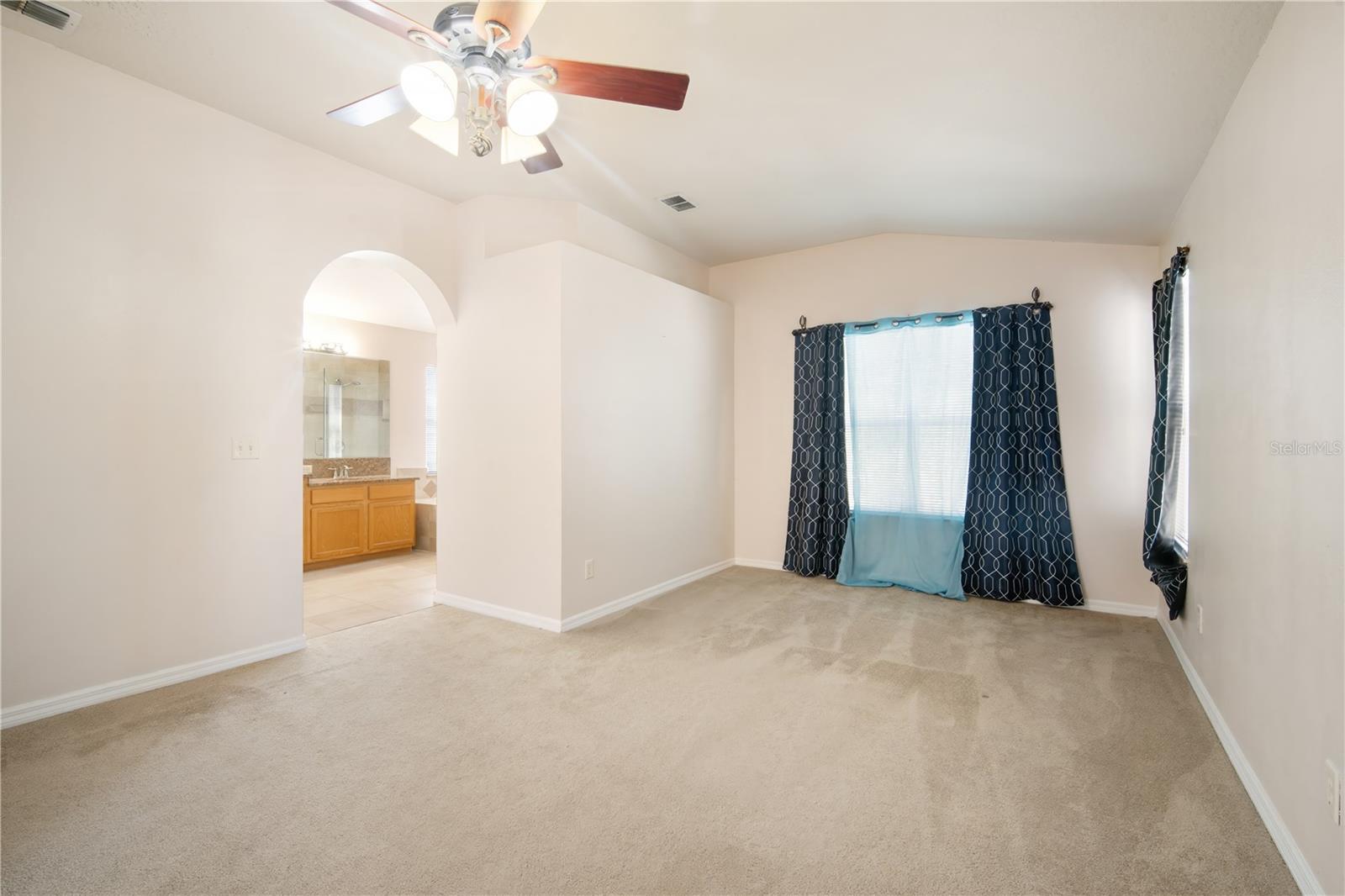 WESTCHASE SECTION 211 - Residential Lease