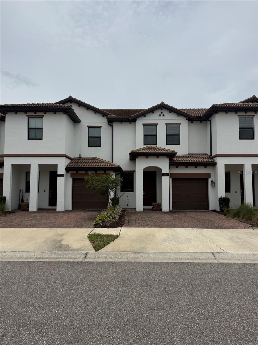 Photo of 1254 Royal St George Boulevard, Davenport, FL 33896 (MLS # O6415627)