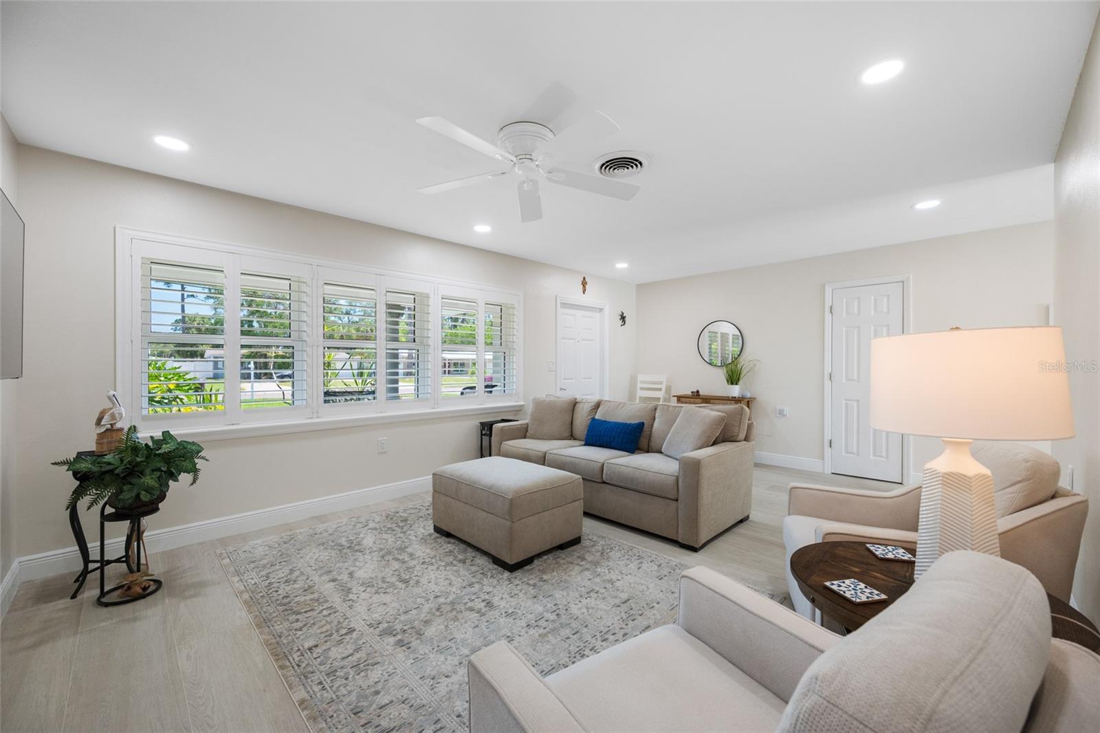 SHORE ACRES BUTTERFLY LAKE REP - Residential