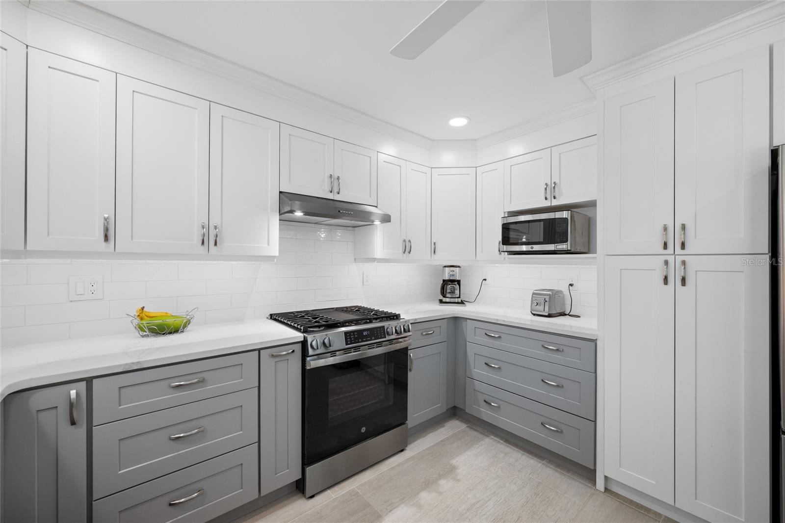 SHORE ACRES BUTTERFLY LAKE REP - Residential
