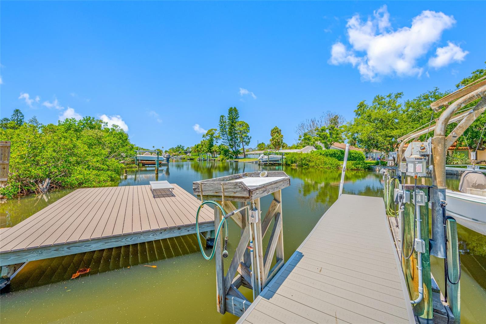 SHORE ACRES BUTTERFLY LAKE REP - Residential