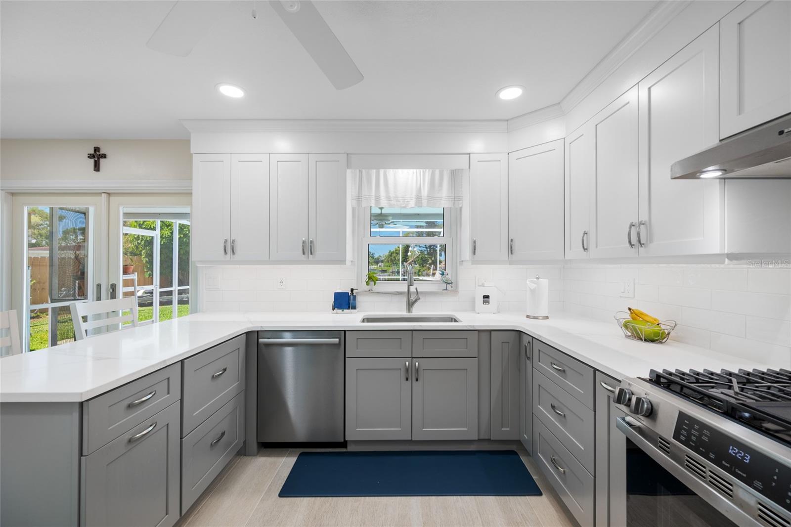 SHORE ACRES BUTTERFLY LAKE REP - Residential