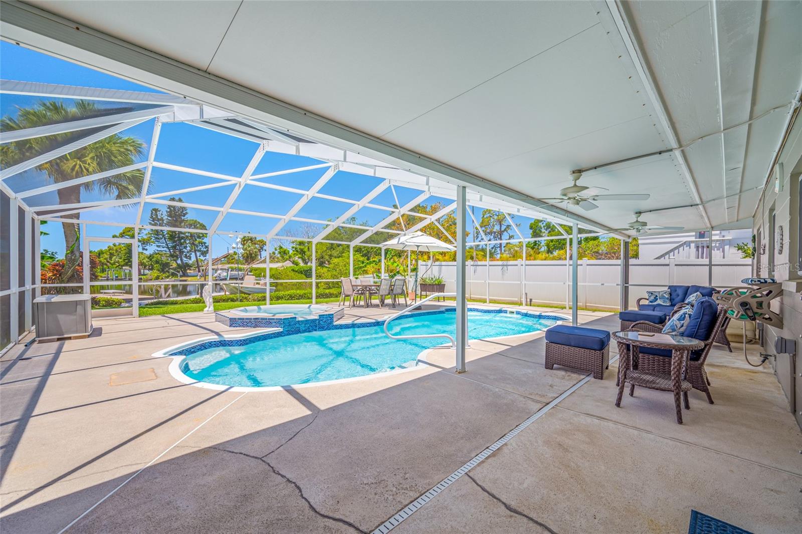 SHORE ACRES BUTTERFLY LAKE REP - Residential
