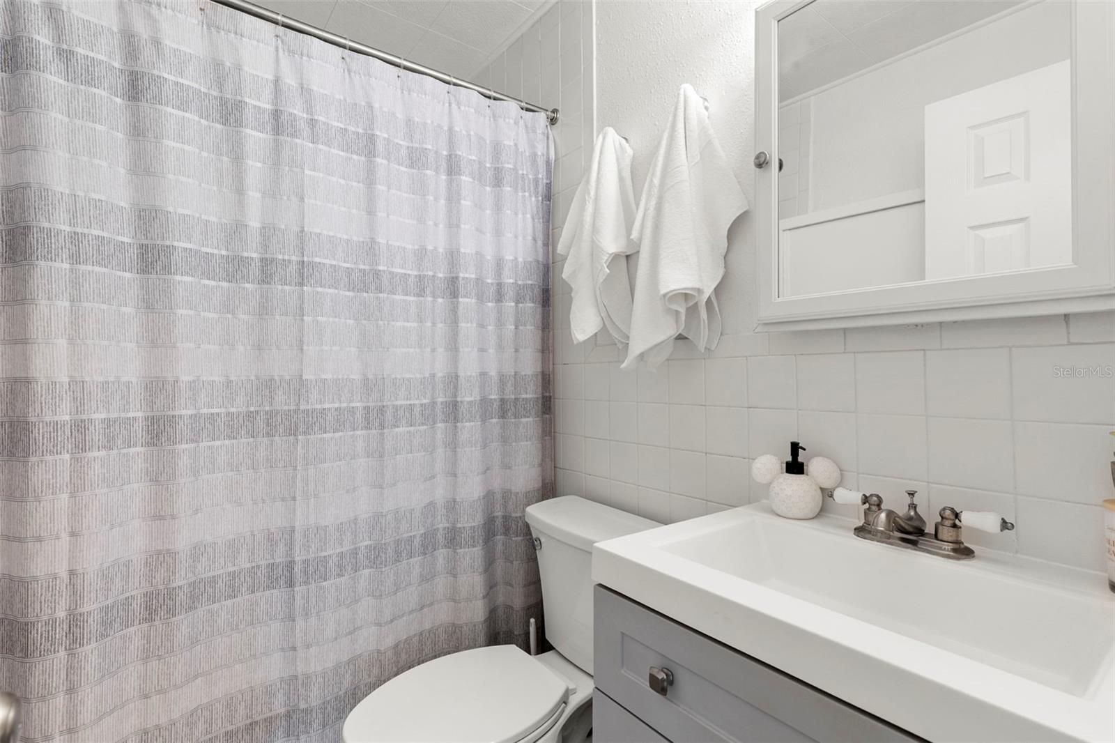 MEADOW LAWN 1ST ADD - Residential