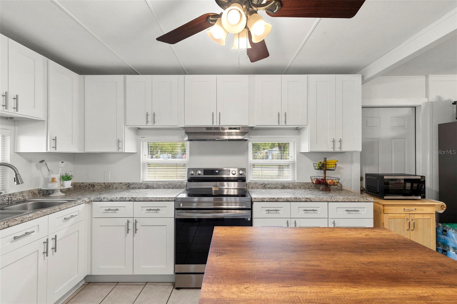 MEADOW LAWN 1ST ADD - Residential