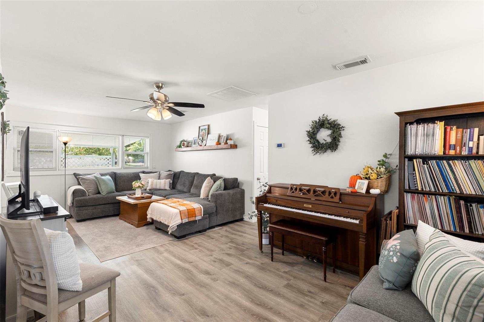 MEADOW LAWN 1ST ADD - Residential