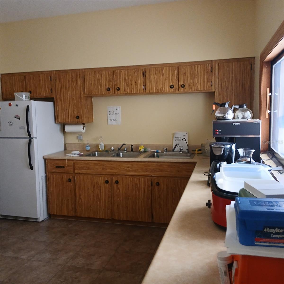 CRYSTAL POINTE UNIT 01 - Residential
