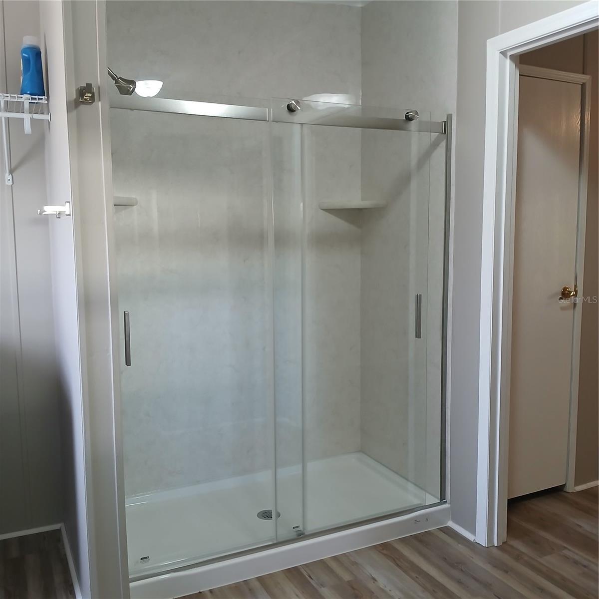 CRYSTAL POINTE UNIT 01 - Residential