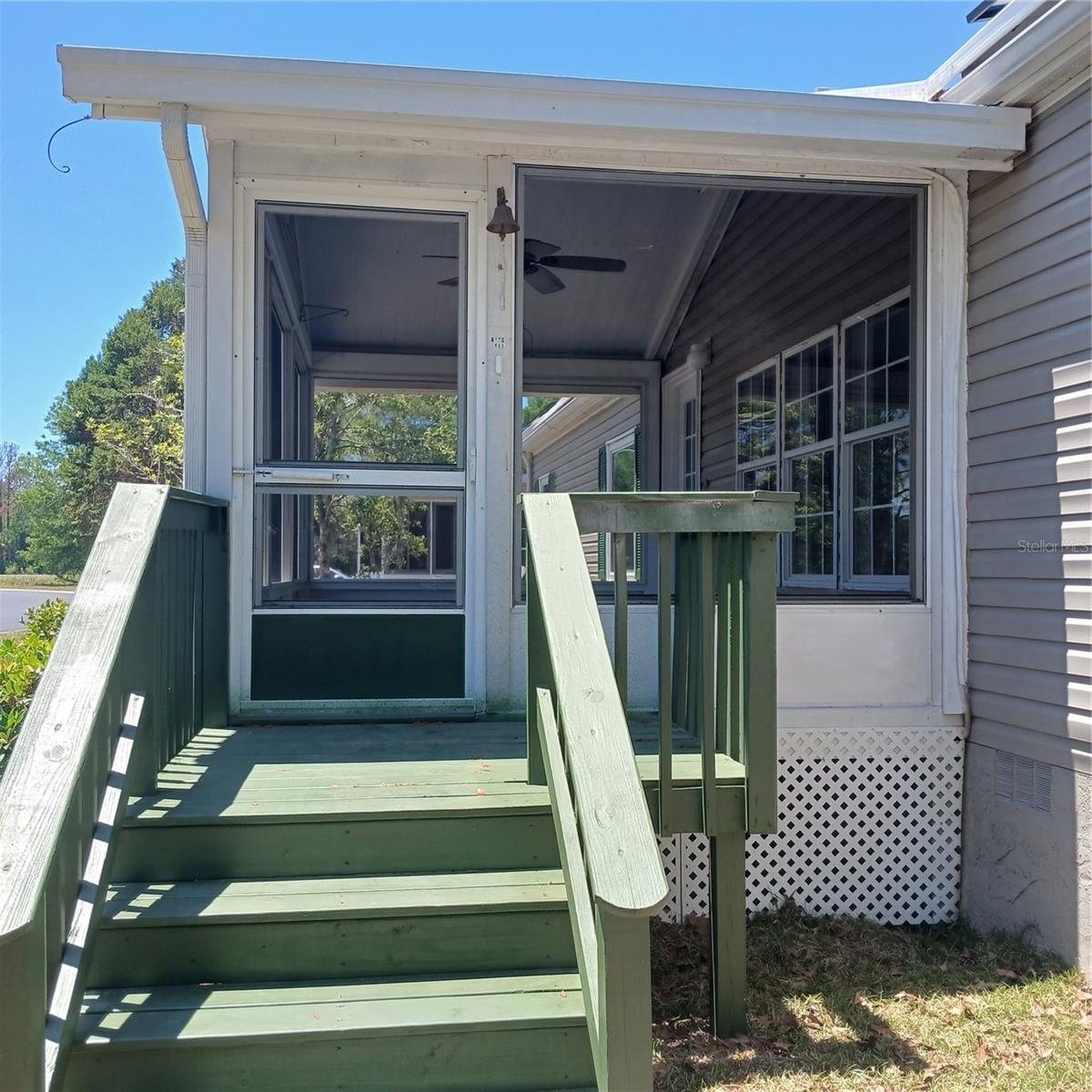 CRYSTAL POINTE UNIT 01 - Residential