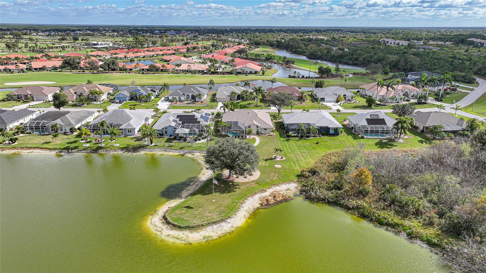 LAKE PEMBROKE FIRST ADD - Residential